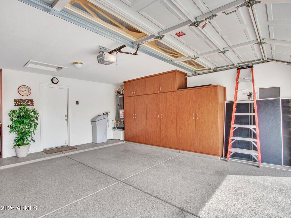 Image 43 of property listing at 8534 W WESCOTT Drive, Peoria, AZ 85382