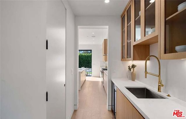 4453 Gentry Avenue, Valley Village, CA 91607