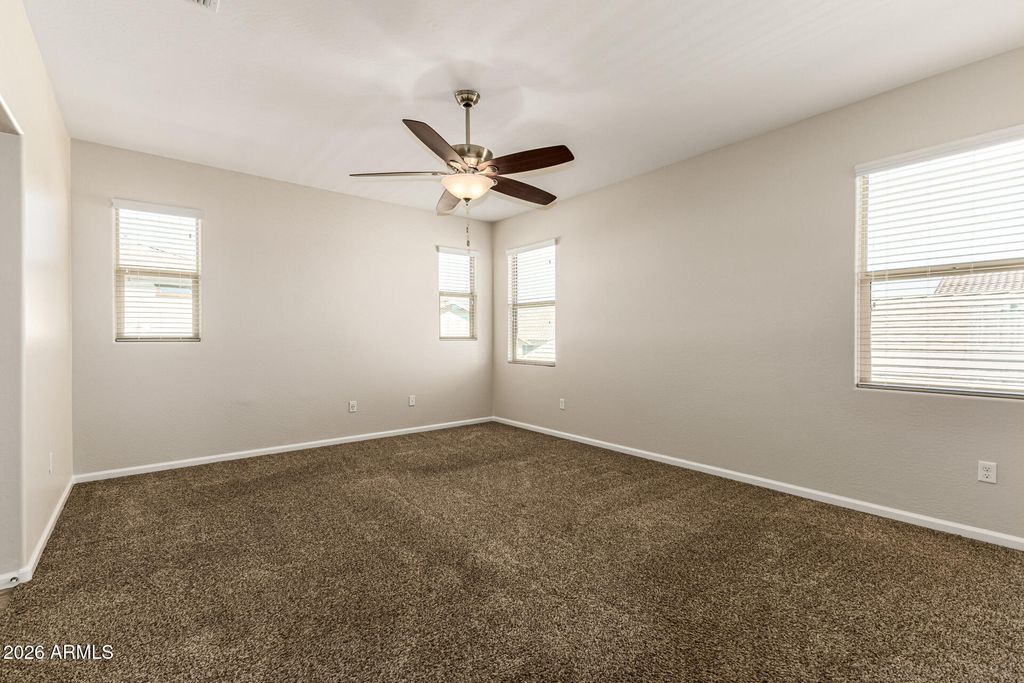 Image 11 of property listing at 1812 W LACEWOOD Place, Phoenix, AZ 85045