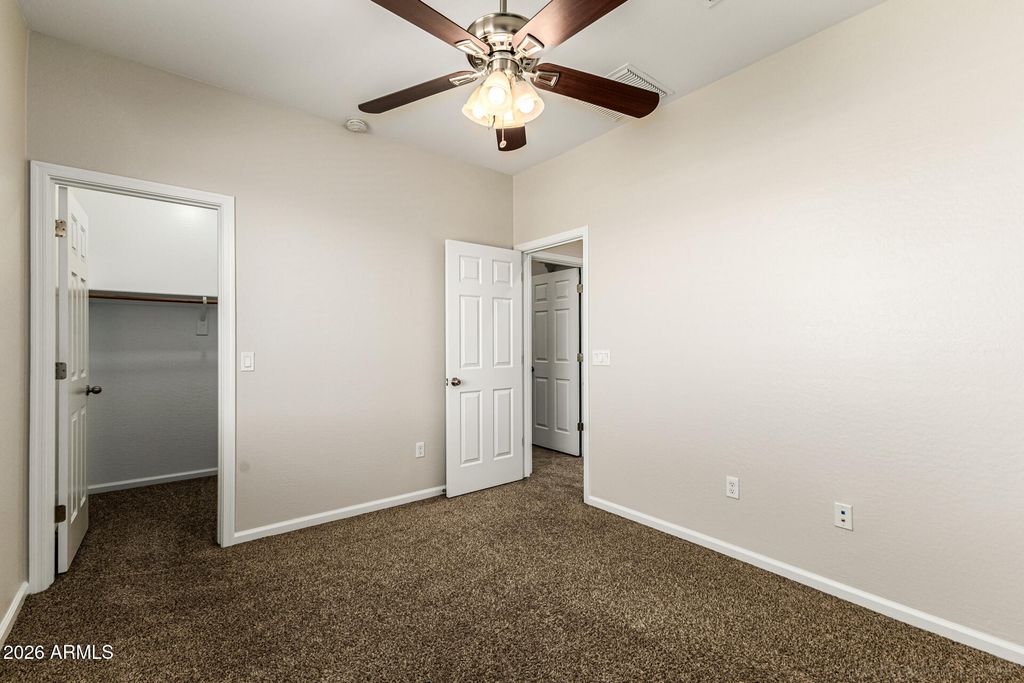 Image 22 of property listing at 1812 W LACEWOOD Place, Phoenix, AZ 85045