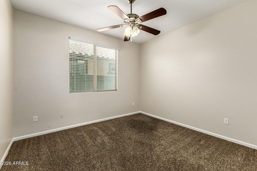 Image 8 of property listing at 1812 W LACEWOOD Place, Phoenix, AZ 85045