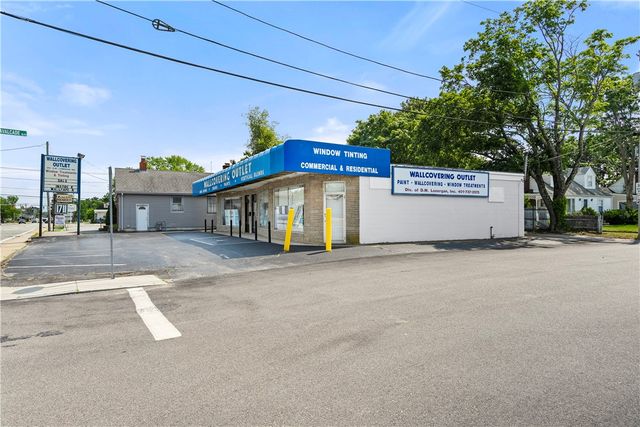 1689 Warwick Avenue, Warwick, RI 02889