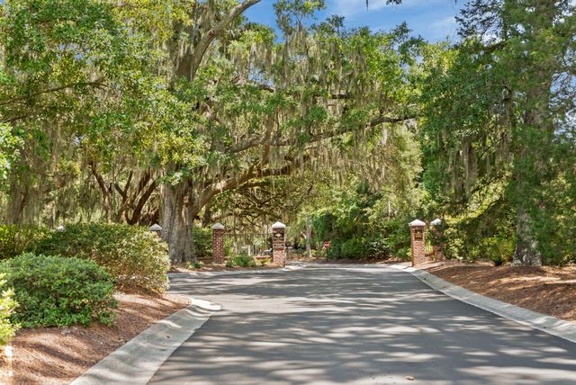 2842 Maritime Forest Drive, Johns Island, SC 29455