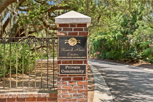 2842 Maritime Forest Drive, Johns Island, SC 29455