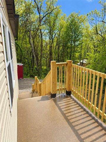 28 Ridge Rd, Jefferson Twp, PA 15021