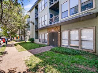 807 W 25th ST 203, Austin, TX 78705