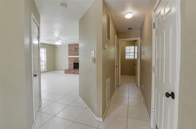 3302 Golden Willow Drive, Kingwood, TX 77339