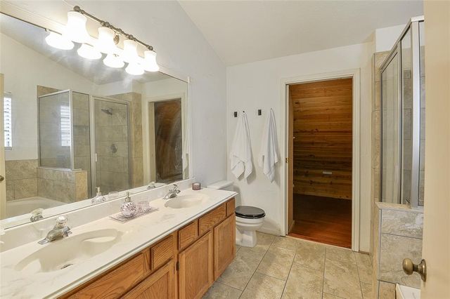 3302 Golden Willow Drive, Kingwood, TX 77339