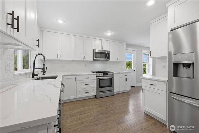 34414 SE Osprey Court, Snoqualmie, WA 98065