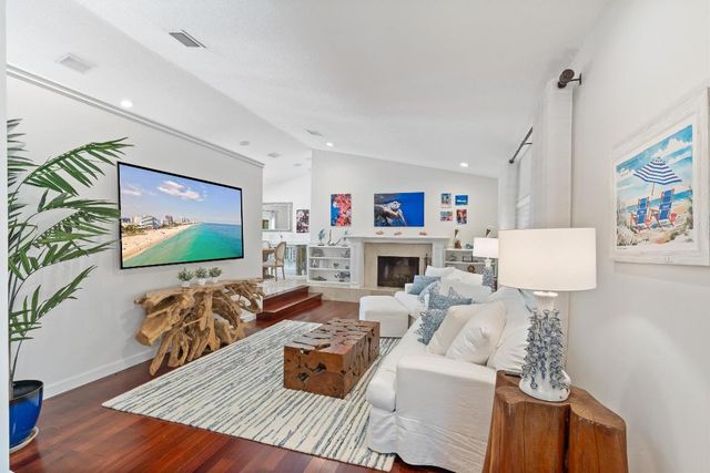 830 NE Boca Bay Colony Drive, Boca Raton, FL 33487