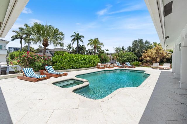 830 NE Boca Bay Colony Drive, Boca Raton, FL 33487