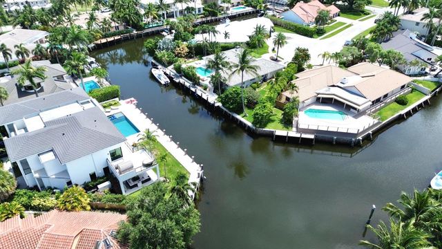 830 NE Boca Bay Colony Drive, Boca Raton, FL 33487