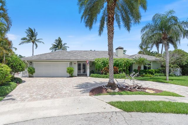 830 NE Boca Bay Colony Drive, Boca Raton, FL 33487