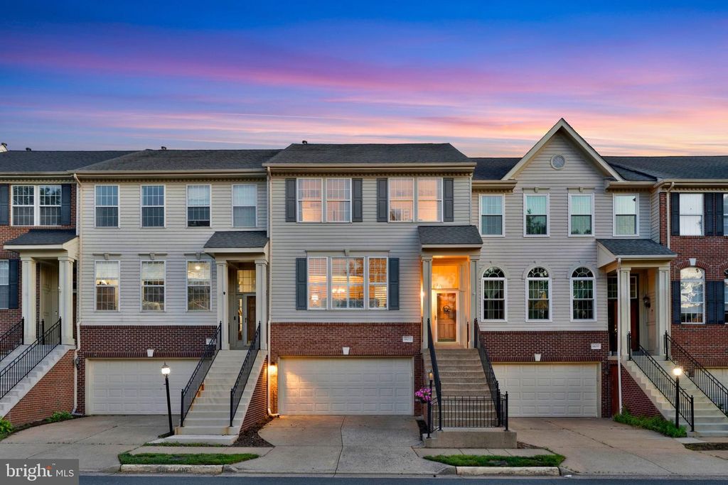 44021 LORDS VALLEY TER, Ashburn, VA 20147