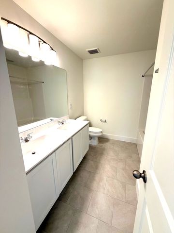 7252 Fairlawn Dr, Fairview, TN 37062