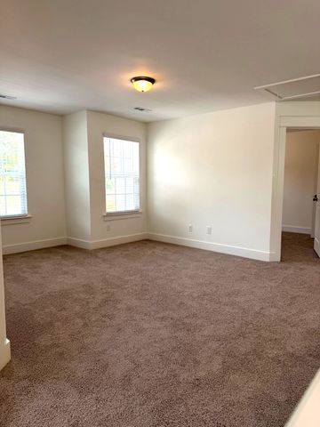 7252 Fairlawn Dr, Fairview, TN 37062