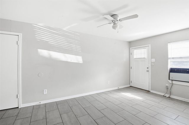 5010 Ennis Street 3, Houston, TX 77004