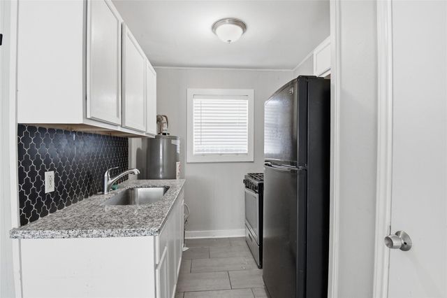 5010 Ennis Street 3, Houston, TX 77004