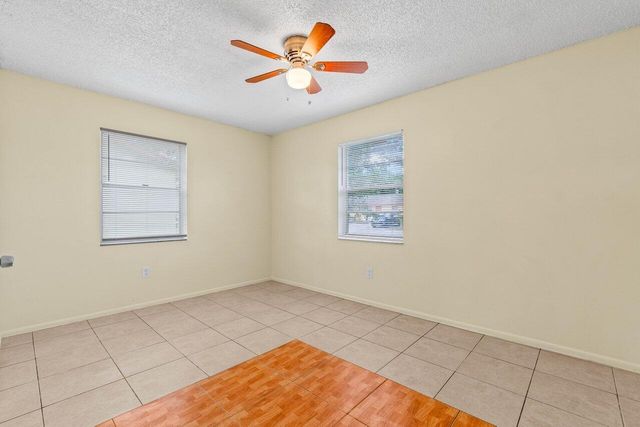4863 Gulfstream Road, Lake Worth, FL 33460