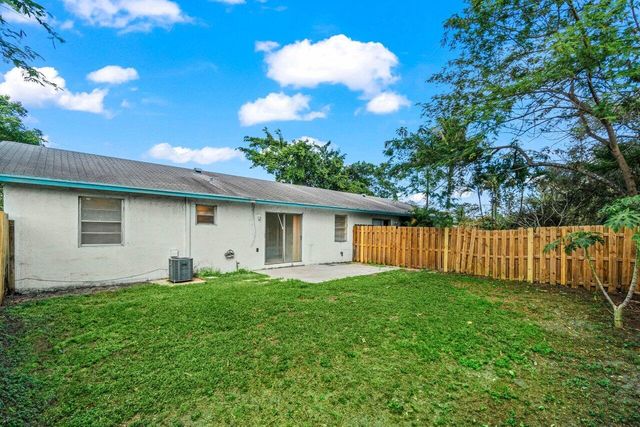 4863 Gulfstream Road, Lake Worth, FL 33460