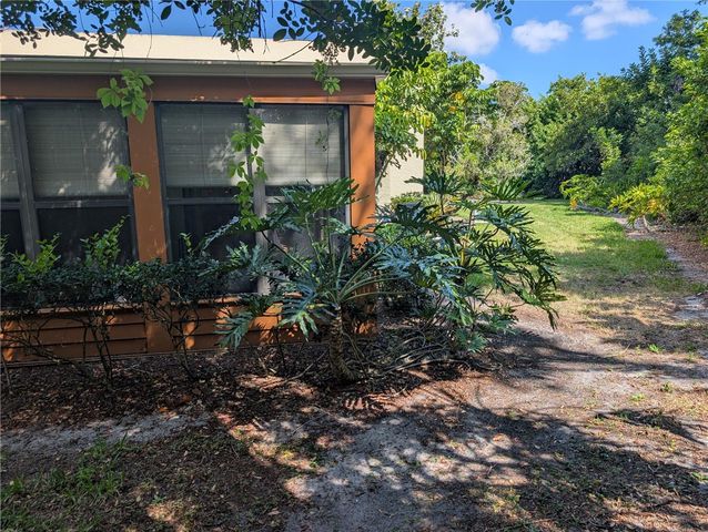 135 WILD PALM DRIVE, Bradenton, FL 34210