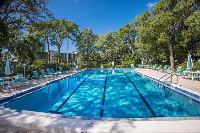 135 WILD PALM DRIVE, Bradenton, FL 34210