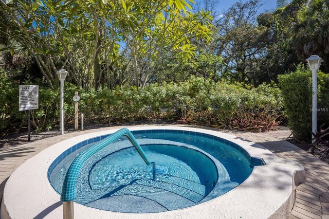 135 WILD PALM DRIVE, Bradenton, FL 34210