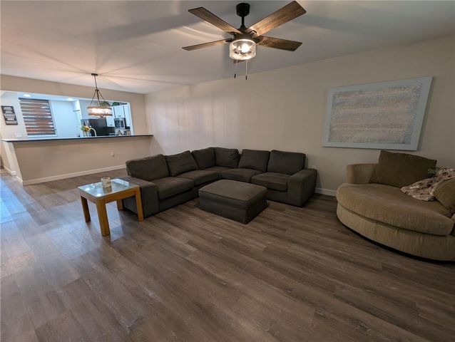 135 WILD PALM DRIVE, Bradenton, FL 34210