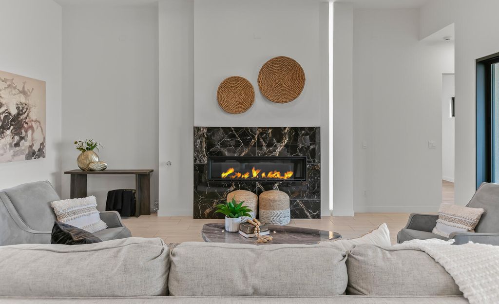 Image 11 of property listing at 6511 VISTA DEL PRADO, Albuquerque, NM 87120