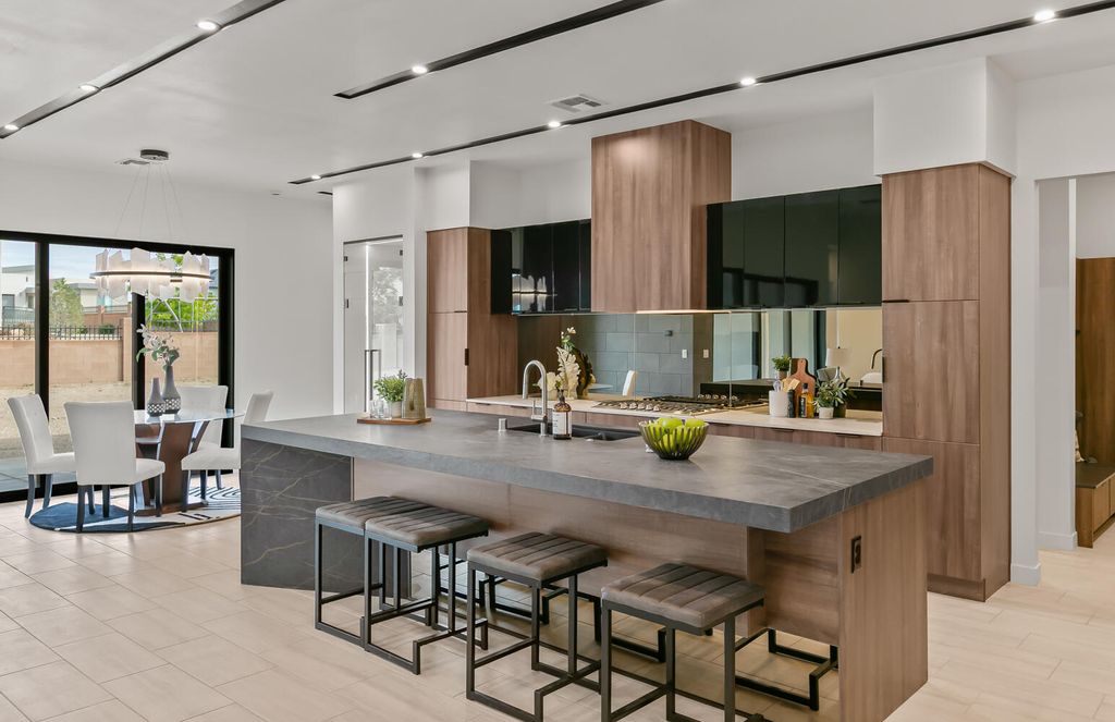 Image 15 of property listing at 6511 VISTA DEL PRADO, Albuquerque, NM 87120