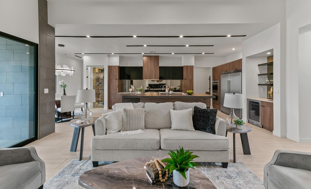 Image 9 of property listing at 6511 VISTA DEL PRADO, Albuquerque, NM 87120