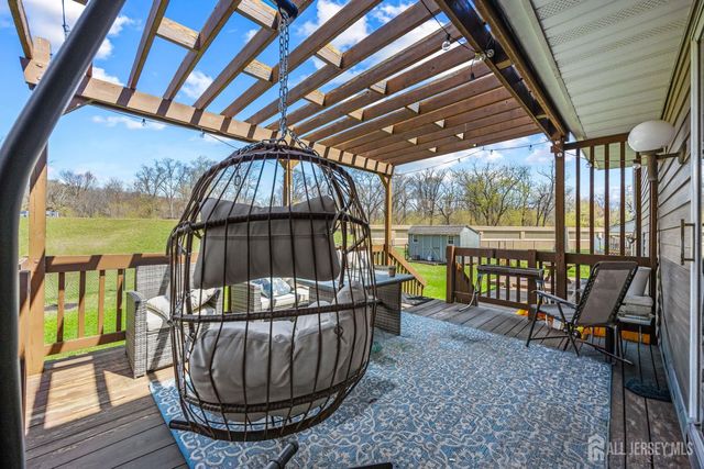 21 Starlit Drive, Middlesex, NJ 08846