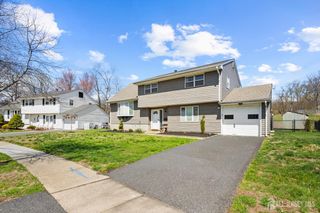21 Starlit Drive, Middlesex, NJ 08846