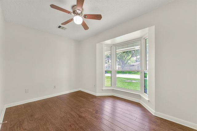 12011 Kirknoll Drive, Houston, TX 77089