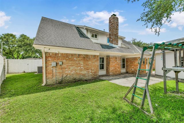 12011 Kirknoll Drive, Houston, TX 77089