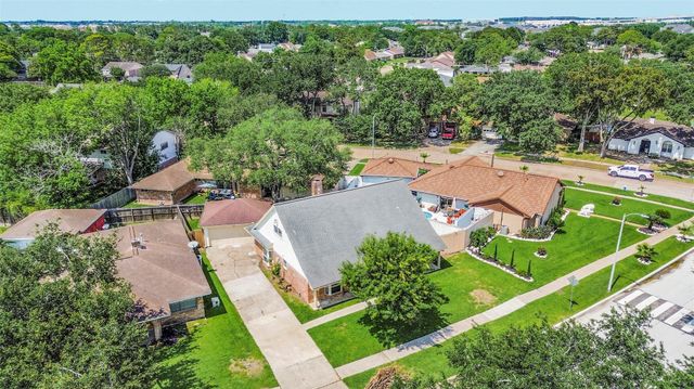 12011 Kirknoll Drive, Houston, TX 77089