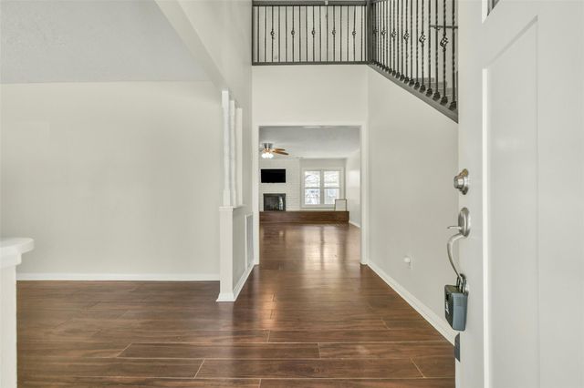 12011 Kirknoll Drive, Houston, TX 77089