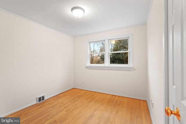 7423 EXMORE ST, Springfield, VA 22150