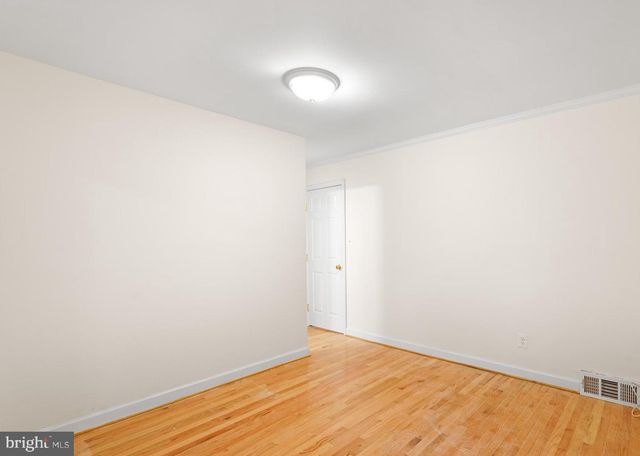 7423 EXMORE ST, Springfield, VA 22150