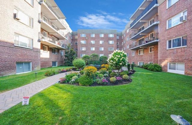 200 Atlantic Avenue 226, Lynbrook, NY 11563