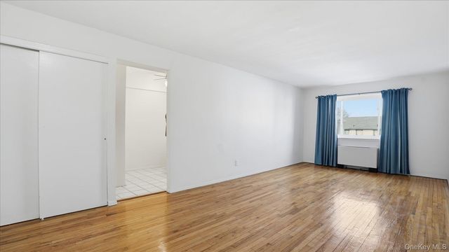 200 Atlantic Avenue 226, Lynbrook, NY 11563