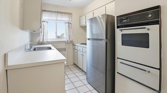 200 Atlantic Avenue 226, Lynbrook, NY 11563