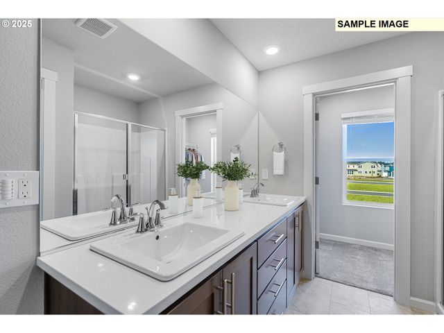 3714 Se 83rd Ave, Hillsboro, OR 97123