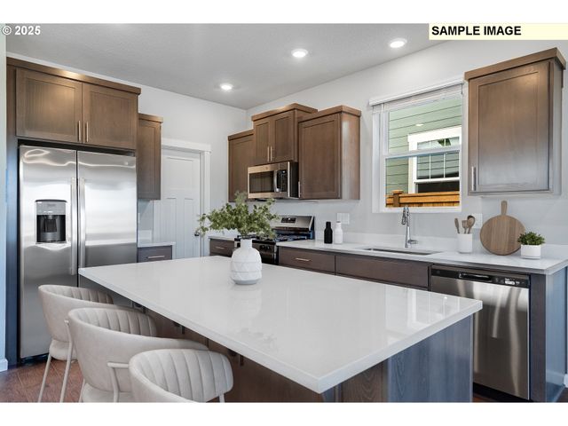 3714 Se 83rd Ave, Hillsboro, OR 97123