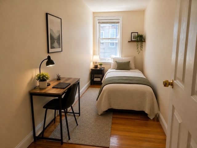 1 Johnny Ct 2, Boston, MA 02111
