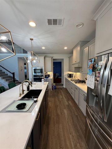 563 Santa Rosa Hills Drive, Katy, TX 77493