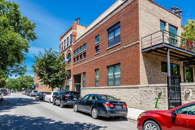 2343 N Greenview Avenue 211, Chicago, IL 60614