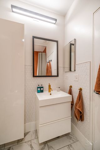 2343 N Greenview Avenue 211, Chicago, IL 60614