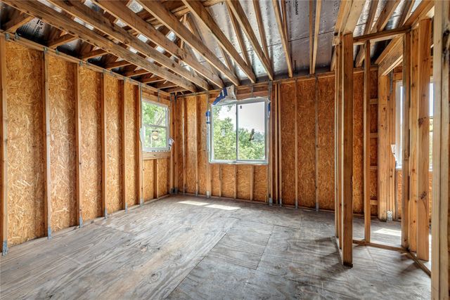 100 Bayou Glen Street, Hitchcock, TX 77568