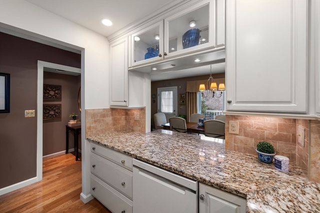 33 Breakwater Dr 33, Chelsea, MA 02150